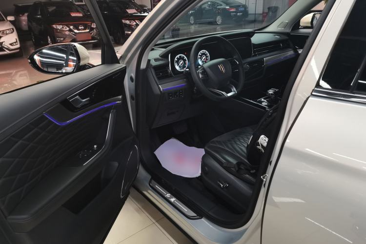 Used Hongqi HS5 2022 Facelifted Version 2.0T Smart Connect Flagship All-Wheel-Drive Edition
