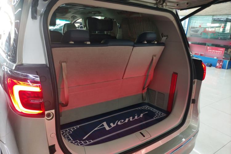 Used Buick GL8 2021 ES Landtrek 653T Comfort Edition
