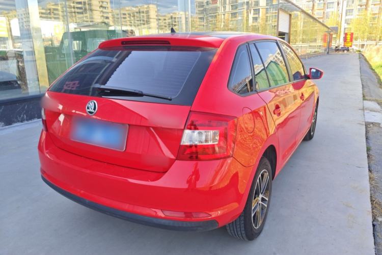 Used Skoda Rapid Spaceback 2014 1.6L Automatic Enjoyment Edition Rear Right 45 Deg
