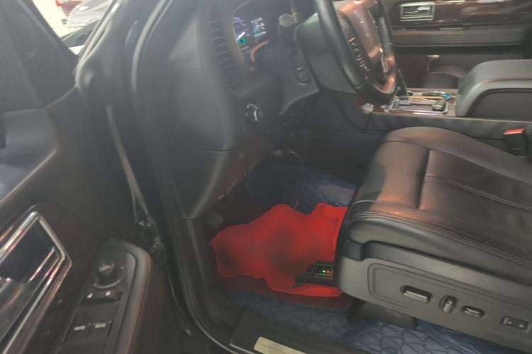 Used Lincoln Navigator 2016 3.5T AWD Driver Seat