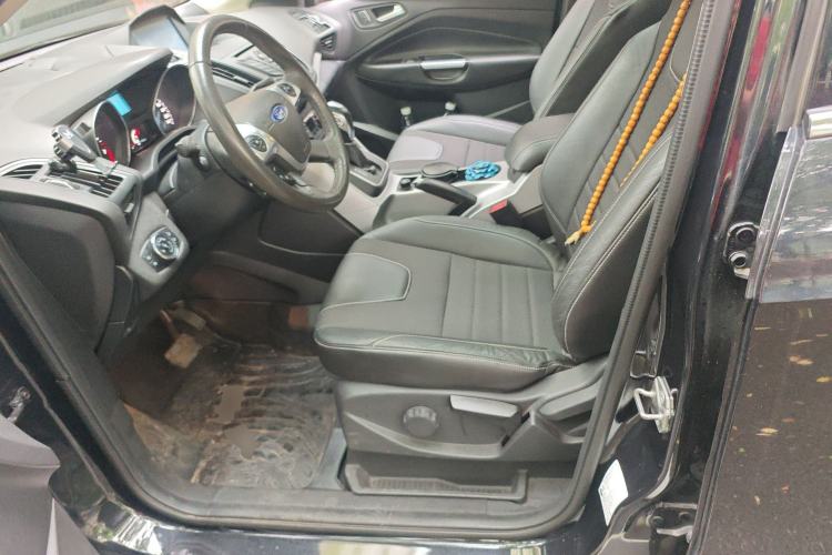 Used Ford Kuga 2013 1.6L GTDi Two-Wheel-Drive Trend Model Left Front Seat