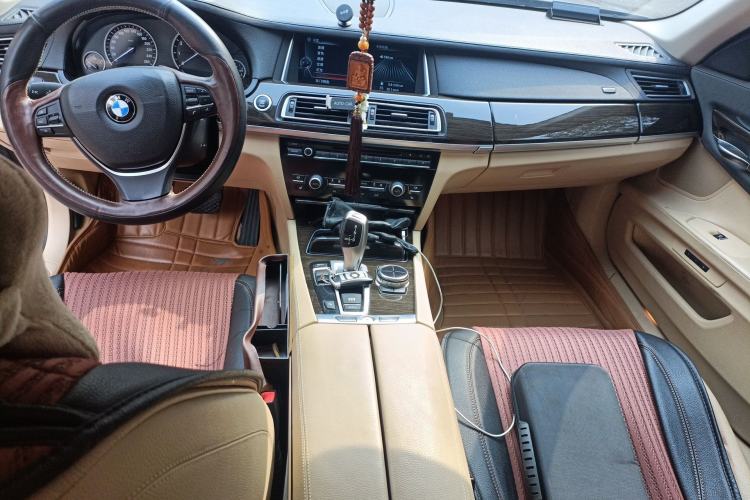 Used BMW 7 Series 2013 730Li Leading Model
