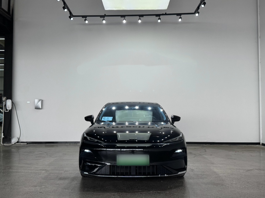 Geely Galaxy 8 2025 60km EM-i Luxury Edition - Luxury Enjoyment — снимка 16