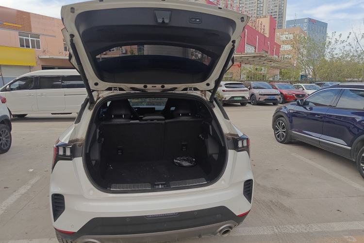 Used Lynk & Co 06 2023 Remix 1.5T Dynamic Halo
