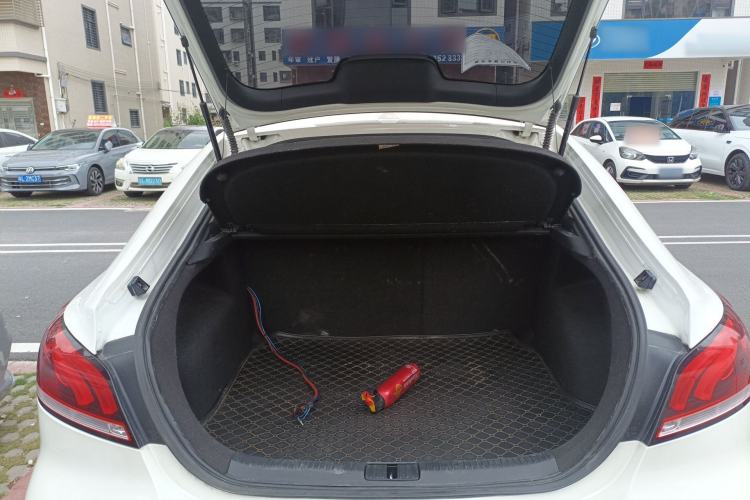 Used MG 6 2017 20T Automatic Trophy Prestige Internet Edition China V Standard Trunk