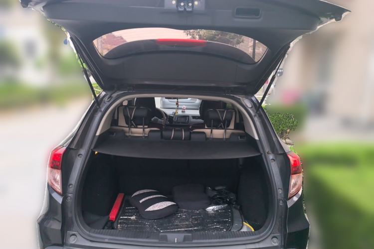 Used Honda Vezel 2017 1.8L CVT Front-Wheel Drive Pioneer Edition
