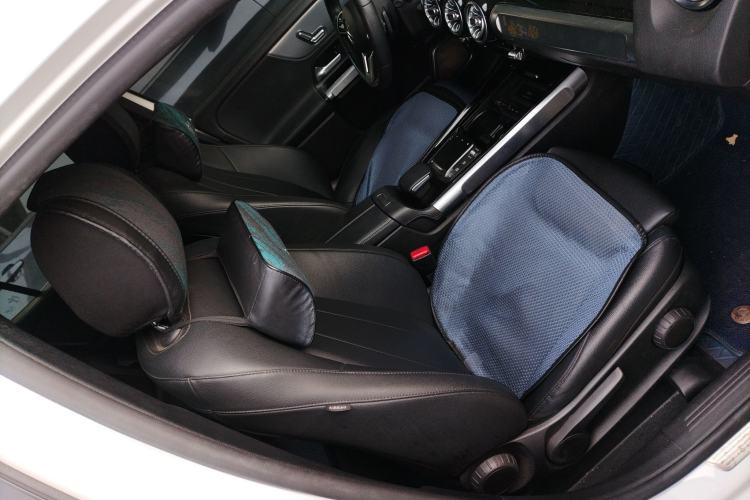 Used Mercedes-Benz GLB 2020 GLB 180 Fashion Model Right Front Seat