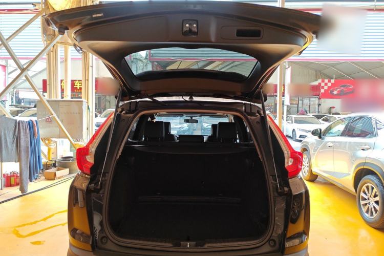 Used Honda CR-V 2019 240TURBO CVT 2WD Fashion Edition China V Trunk