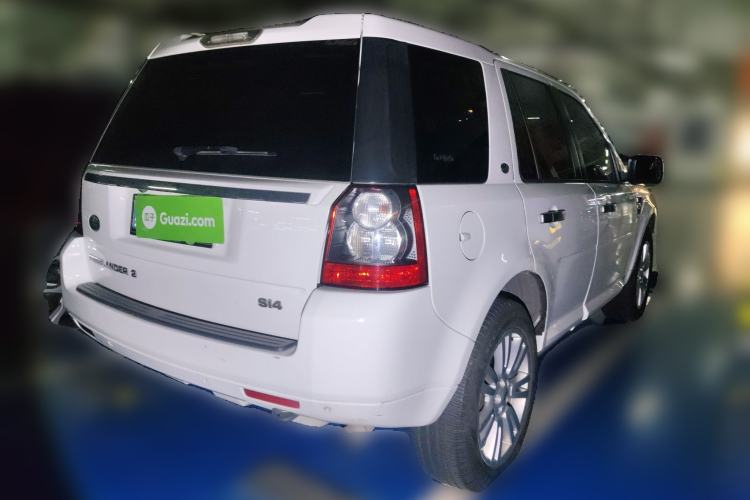 Used Land Rover Freelander 2 2012 2.0T Si4 SE Gasoline Version Rear Right 45 Deg