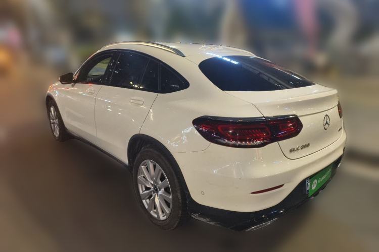 Used Mercedes-Benz GLC Coupe 2021 GLC 260 4MATIC Coupe SUV
