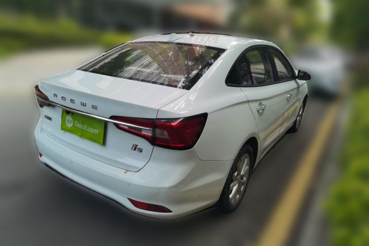 Used Roewe i5 2019 1.5L Automatic 4G Connected Langyue Edition