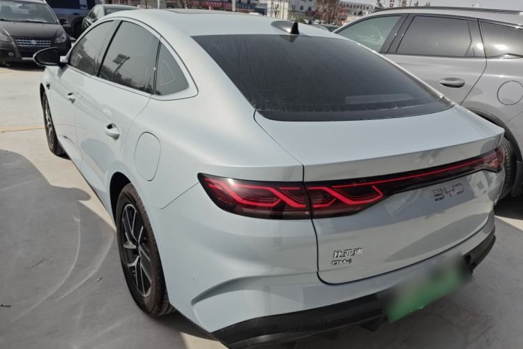 Used BYD Qin L 2025 DM-i Smart Drive 120KM Superior Model
