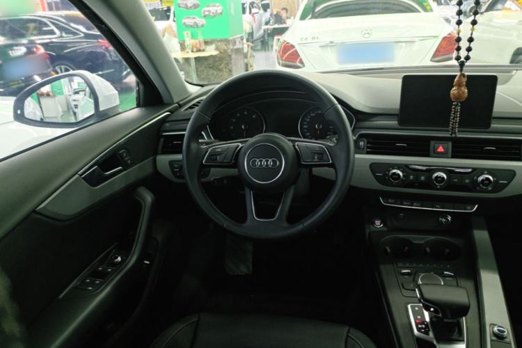 Used Audi A4L 2018 30th Anniversary Edition 40 TFSI Trendy Model