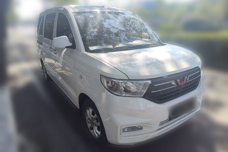 Used Wuling Hongguang V 2022 1.5L Jingqu Edition Electric-Assist LAR