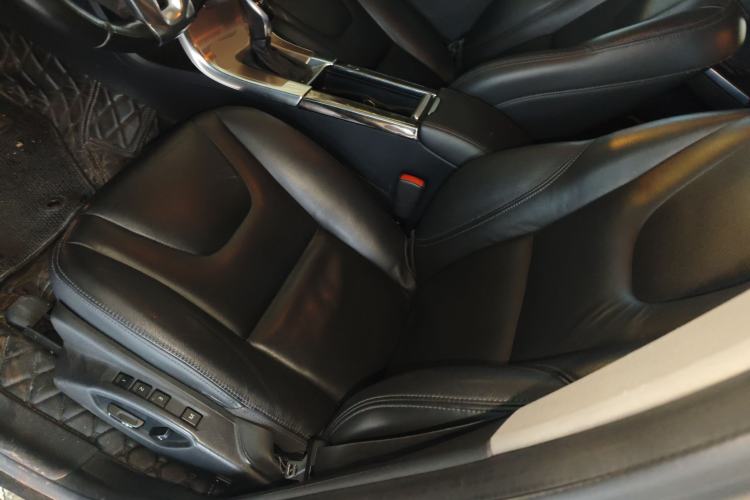 Used Volvo XC60 2015 T5 Smart Upgrade Model