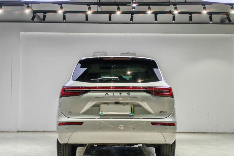 Used Hima AITO M7 2024 1.5T Rear-Drive Plus Version 5 Seats
