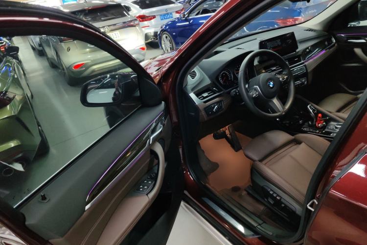 Used BMW X1 2020 xDrive25Li Luxury Edition Driver Seat