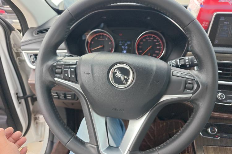 Used Hanteng X5 2020 1.5T Automatic Luxury Model 5 Seats
