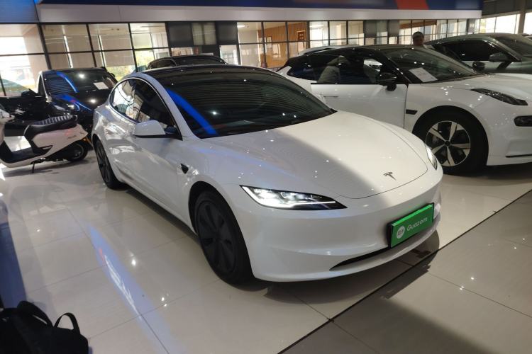 Used Tesla Model 3 2025 Rear-Wheel-Drive Version