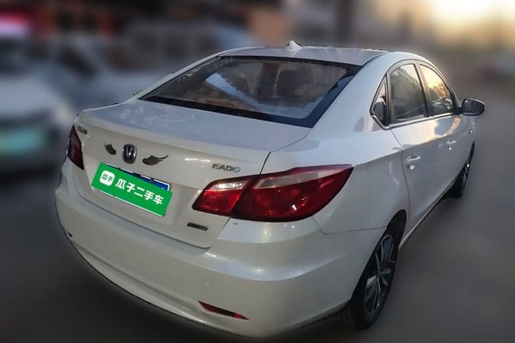Used CHANGAN Eado 2015 1.6L Manual Luxury Model China IV Standard
