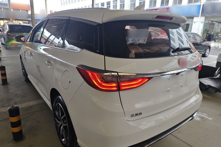 Used BYD Song MAX 2018 1.5T Automatic Smart Connect Flagship Model 6 Seats
