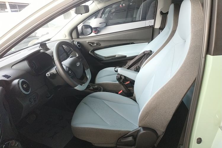 Used Chery Little Ant 2022 Sweet Pink Edition Half-Sugar Version Lithium Iron Phosphate 29.2 kWh 30 kW 301 km