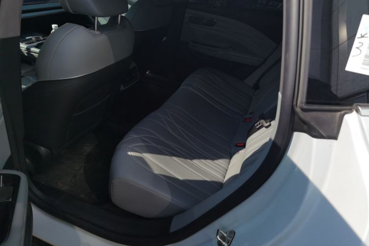 Used Geely Galaxy E8 2025 700 km Long-Range Intelligent Driving Version