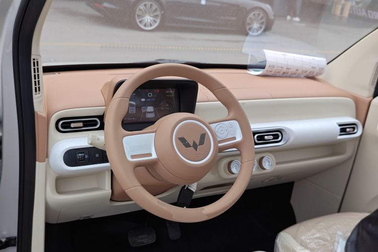 Used Wuling Hongguang MINIEV 2024 3rd Generation 215km Youth Edition