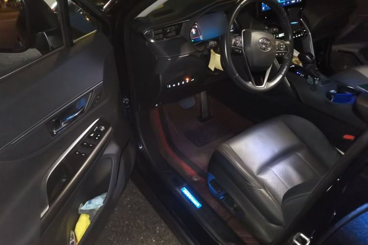 Used Toyota Harrier 2023 Dual-Engine 2.5L CVT 4x4 Flagship Edition