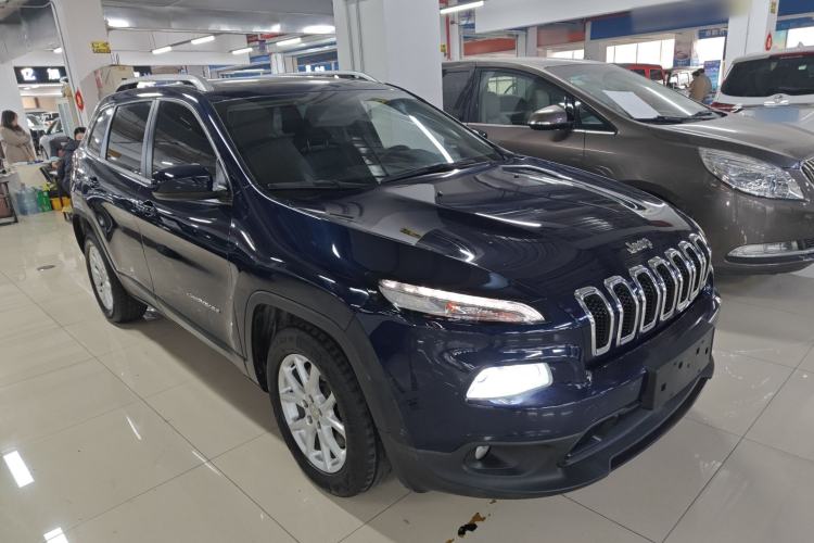 Used Jeep Cherokee 2016 2.4L Leading Smart Version