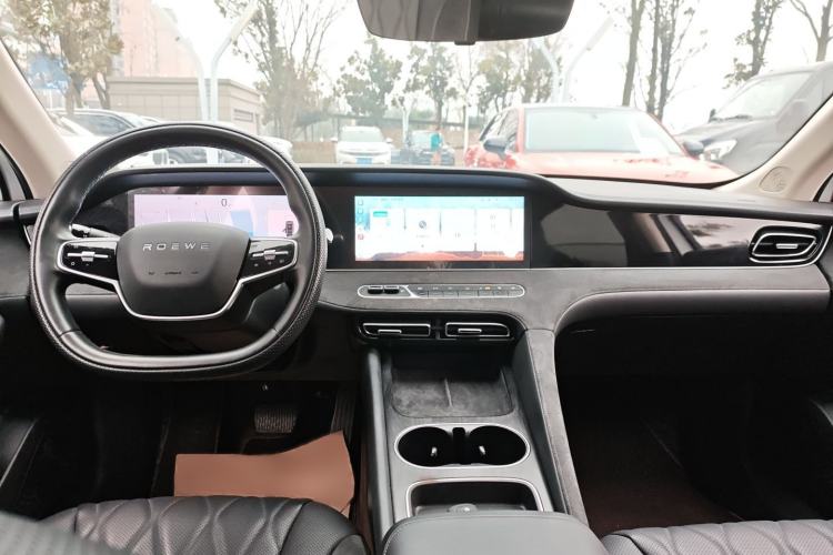 Used Roewe D7 2023 DMH 125km Excellence Edition
