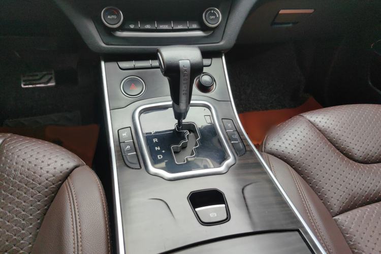 Used Land X7 2016 2.0T Panoramic Prestige Edition