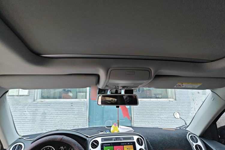 Used Volkswagen Tiguan 2017 300TSI Automatic Two-Wheel Drive Silk Road Comfort Edition