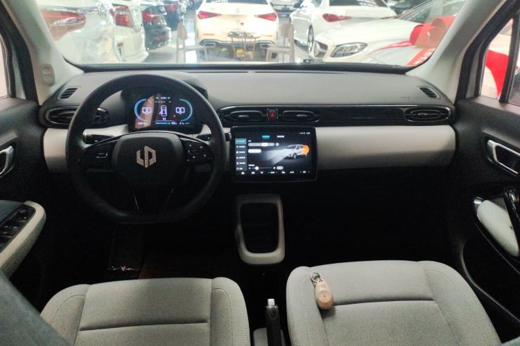 Used Leapmotor T03 2023 200 Lite Edition Center Console