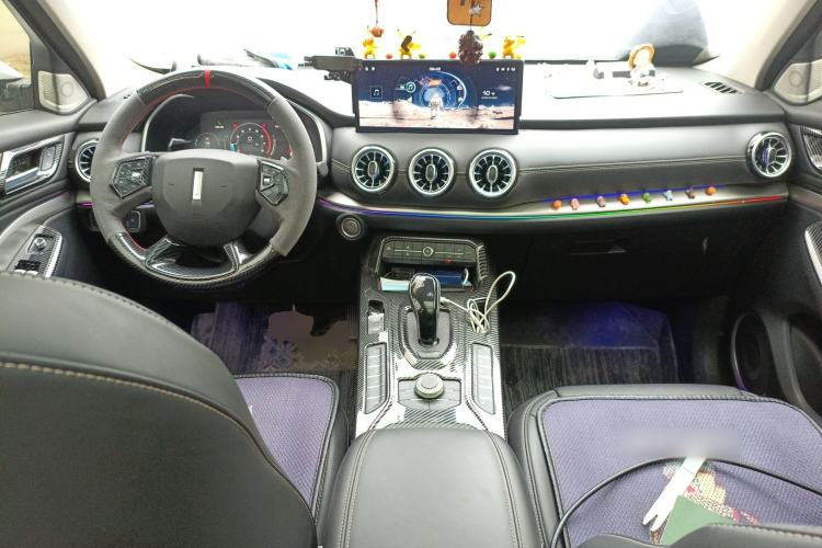 Used Wey VV6 2021 2.0T Two-Wheel Drive Smart Protection+
