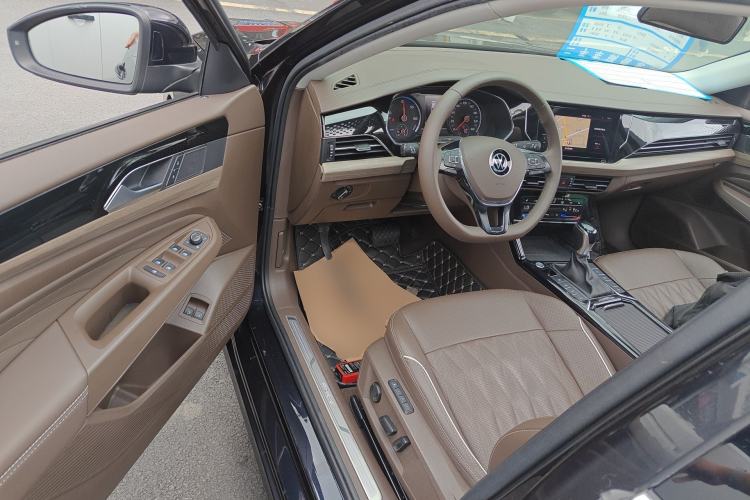 Used Volkswagen Passat New Energy 2020 430 PHEV Hybrid Luxury Edition China VI Standard Driver Seat