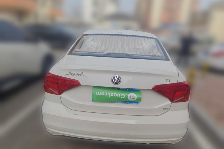 Used Volkswagen Jetta 2017 1.5L Manual Fashion Edition
