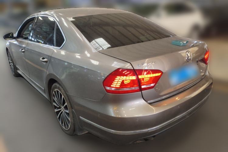 Used Volkswagen Passat 2014 2.0 TSI DSG Ultimate Edition