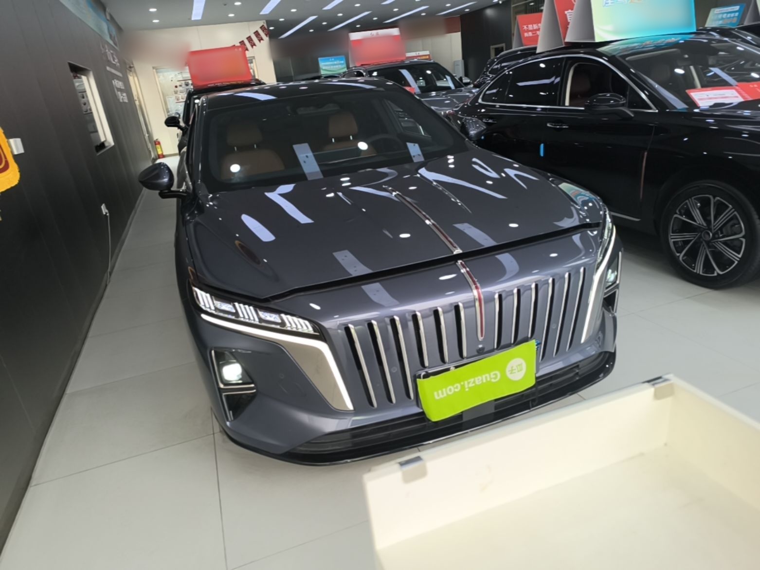 Hongqi H7 PHEV 2026 Model 240 Intelligent Hybrid — снимка 3