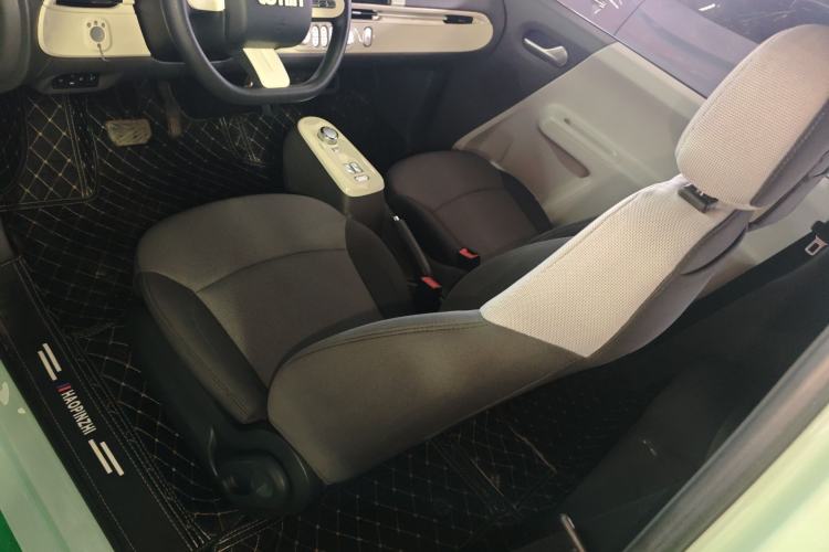 Used CHANGAN NEVO Lumin 2022 155 km – Refreshingly Sweet Edition Left Front Seat