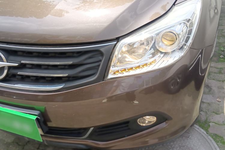 Used Haima S7 2013 2.0L Automatic ZhiShang Version
