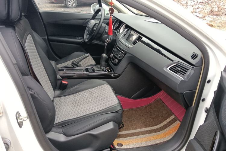 Used Peugeot 508 2015 2.0L Automatic Zhiyi Edition Right Front Seat