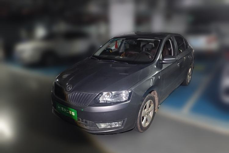 Used Skoda Rapid 2013 1.6L Manual Smart Selection Model