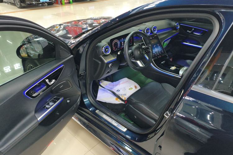 Used Mercedes-Benz C-Class 2022 Restyled C 260 L Sport Edition Driver Seat