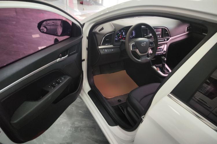 Used Hyundai Elantra (6th Generation / Lingdong) 2016 1.6L Automatic ZhiXuan – Elite Version