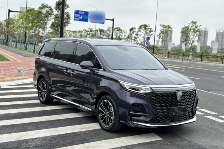 Used Roewe iMAX8 2022 400TGI Prestige Edition
