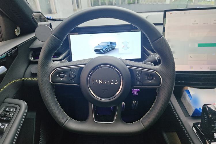 Used Lynk & Co 03 2025 2.0TD DCT Champion Edition Pro Steering Wheel