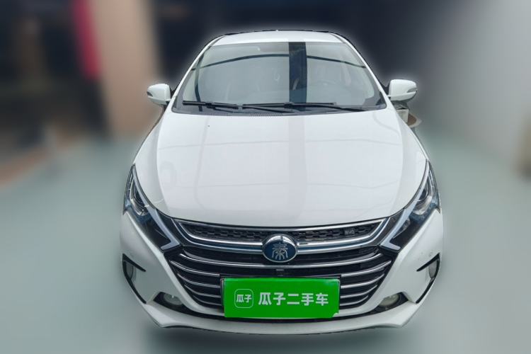 Used BYD Qin New Energy 2017 Qin 1.5T 100 Front