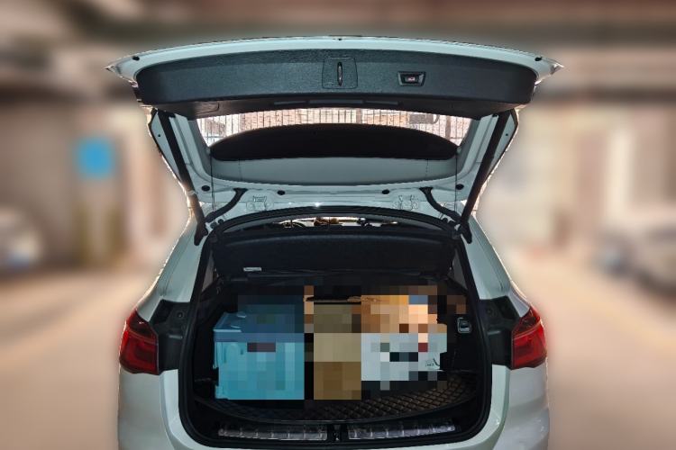 Used BMW X1 2018 sDrive20Li Leading Model Trunk