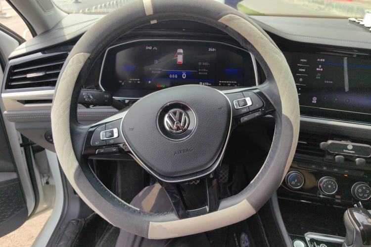 Used Volkswagen Sagitar 2021 200TSI DSG Comfort Connect Edition Steering Wheel